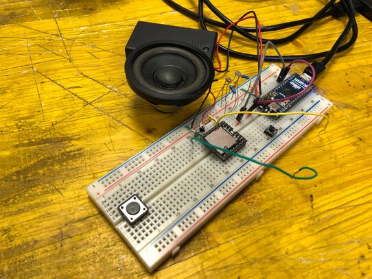 erste Versuche mit Mikrokontroller und Soundausgabe